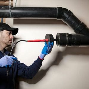 In pipe heating cable installation at job site